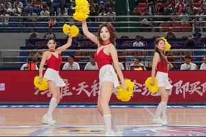 媒体人晒夏联啦啦队表演视频：爱看的CBA啦啦宝贝系列限时返场
