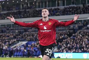 欧文：不认为舍什科是曼联锋线长远的未来 要尽快决定拉师傅情况