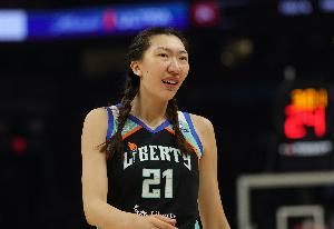 表现不俗！韩旭11投4中&罚球2中2得到12分7板1帽 正负值+3